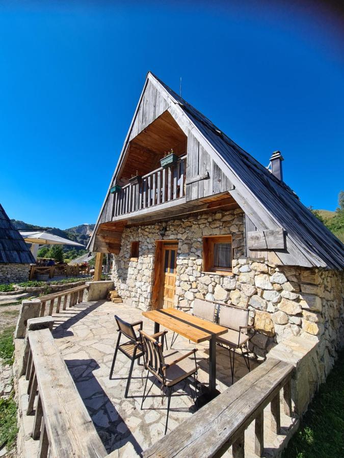 Eco Village Nevidio Poscenje Szoba fotó