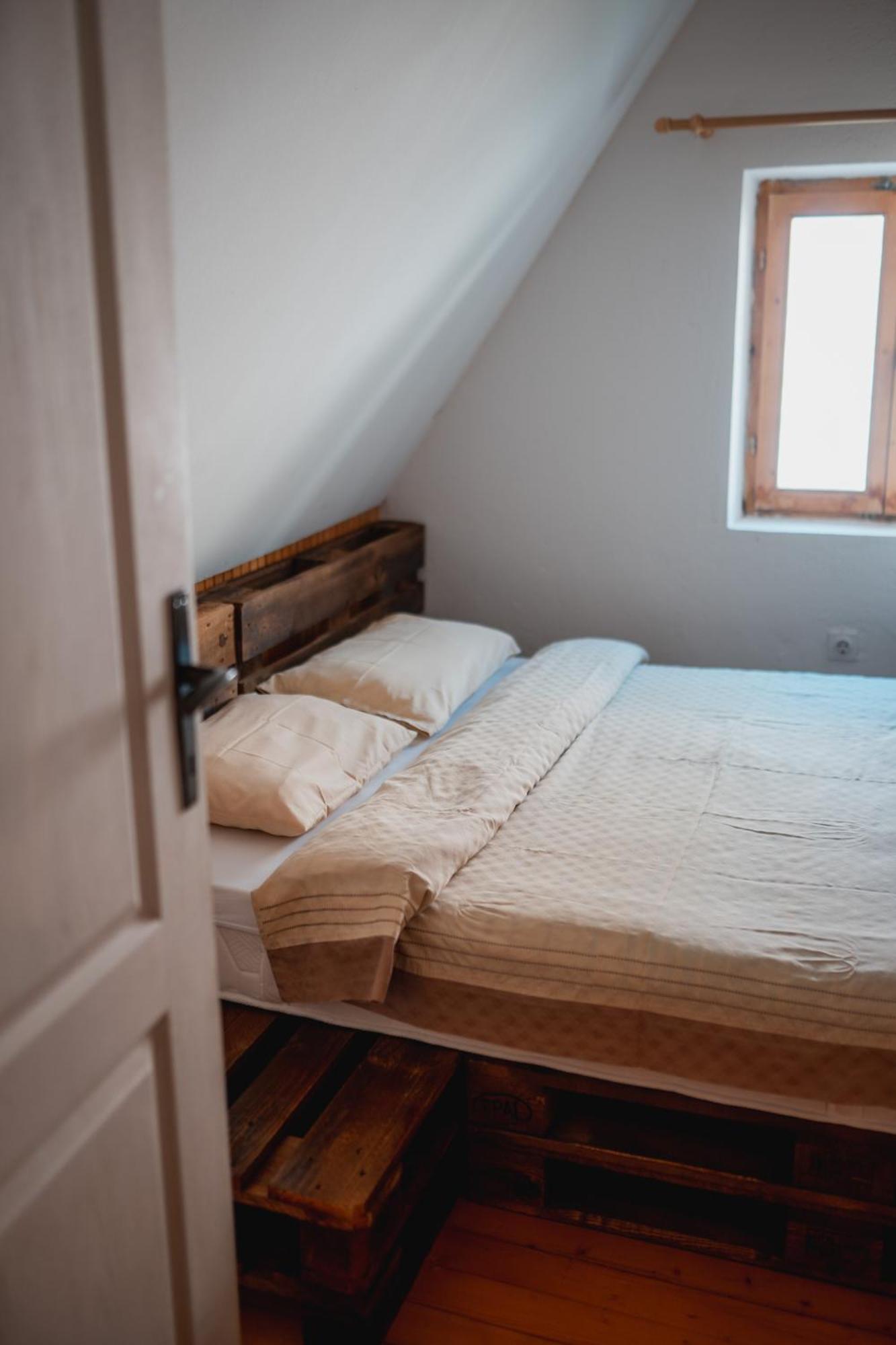 Eco Village Nevidio Poscenje Kültér fotó